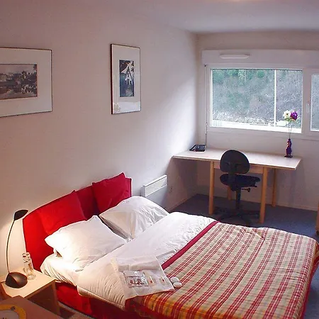 Séjours&affaires Lamartine Apartahotel Poitiers