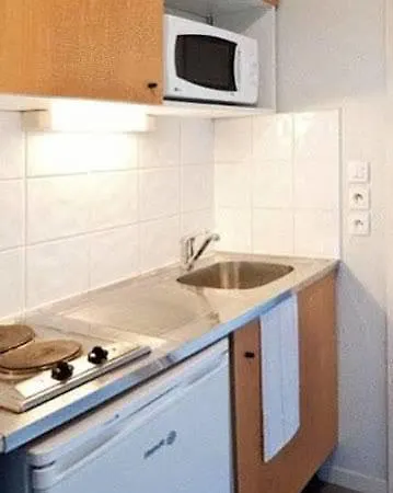 Sejours & Affaires Lamartine 아파트호텔