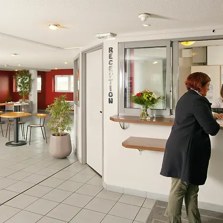 Sejours & Affaires Lamartine 아파트호텔 푸아티에