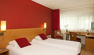 Sejours & Affaires Lamartine Aparthotel